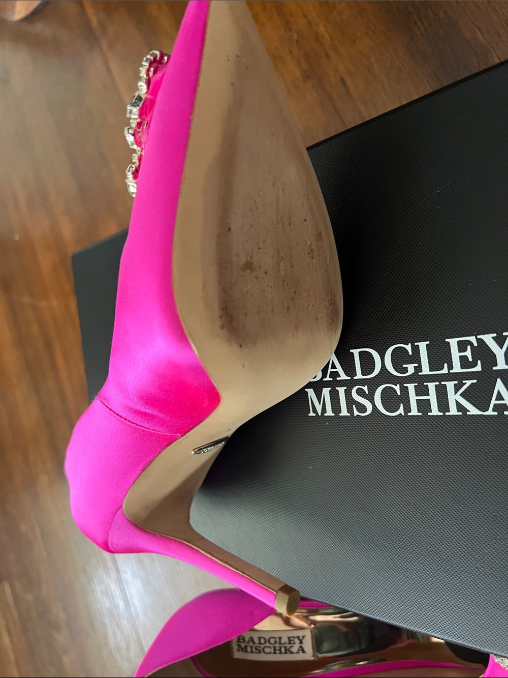 Badgley Mischka Pink Satin Crystal Buckle Pumps – New, Never Worn ✨💗 - Picture 3 of 6